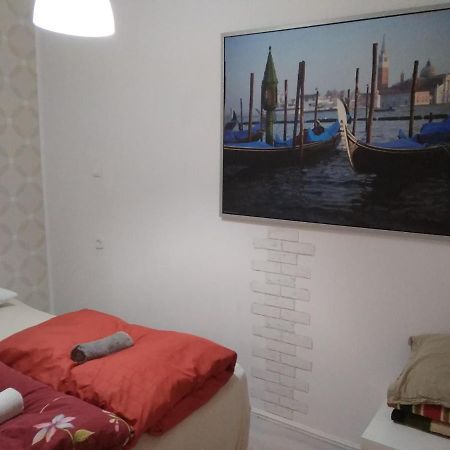 Apartament Przy Parku Noclegi Плоцк Екстериор снимка