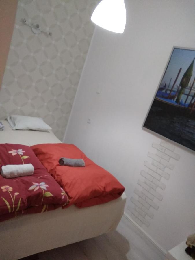 Apartament Przy Parku Noclegi Плоцк Екстериор снимка